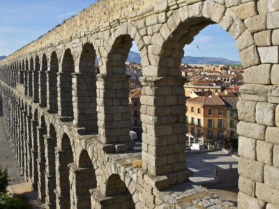 Visit the aqueduct